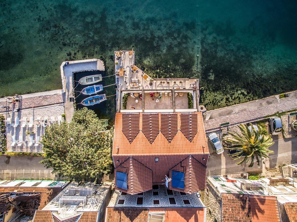 Hotel Carrubba ドンヤ・ラストヴァ エクステリア 写真