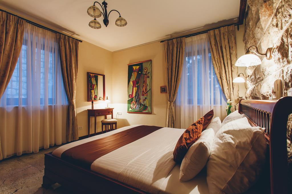 Hotel Carrubba ドンヤ・ラストヴァ エクステリア 写真
